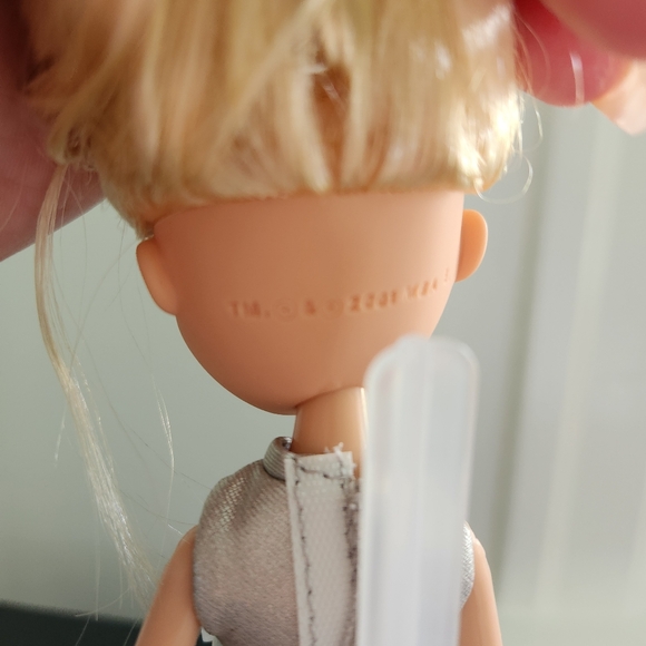 Sun Kissed Colour Changing Cloe - Picture 8 of 11